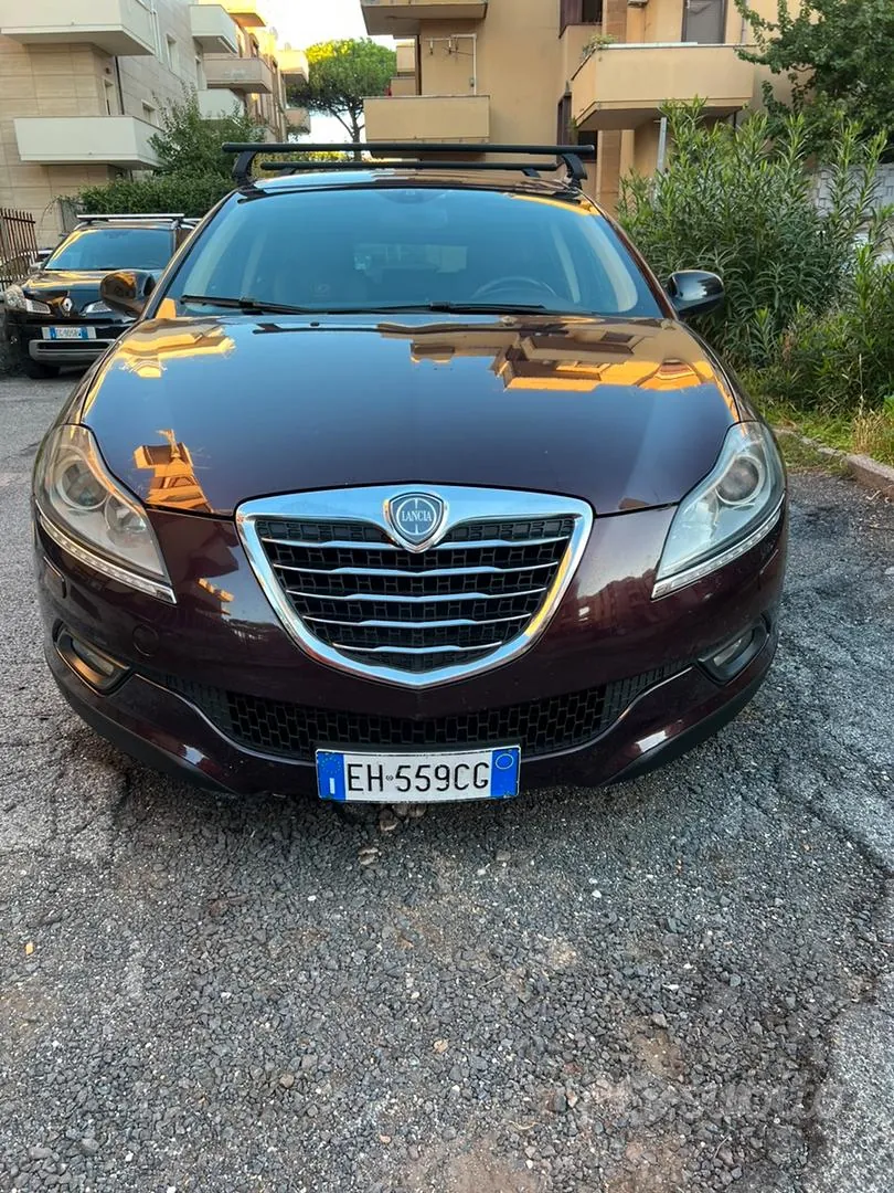 Lancia Delta 2011 photo 2