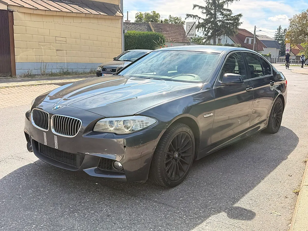 BMW 5 Series 2010 photo 3