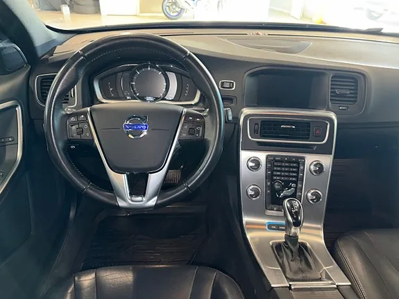 Volvo V60 2018 photo 3