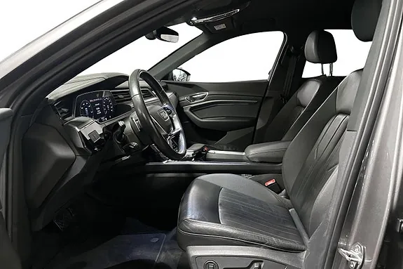 Audi E-Tron 2021 photo 5