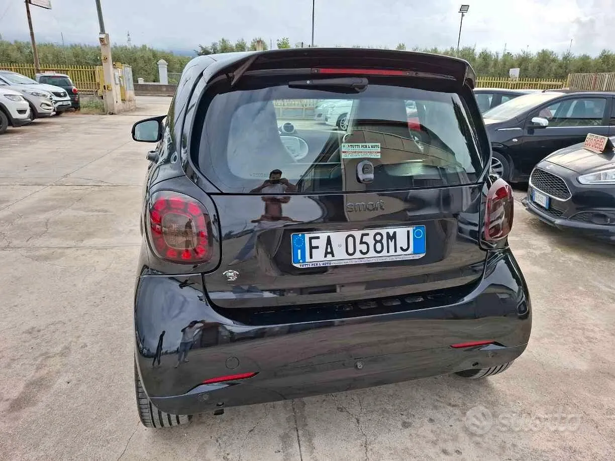 Smart Fortwo 2015 photo 4