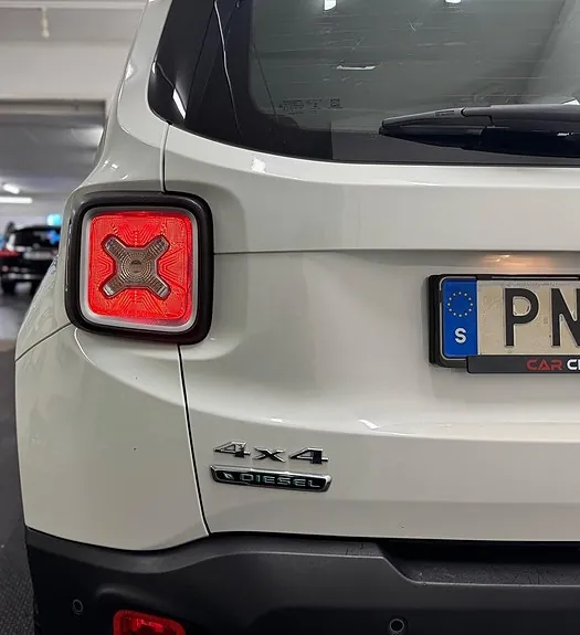 Jeep Renegade 2015 photo 4