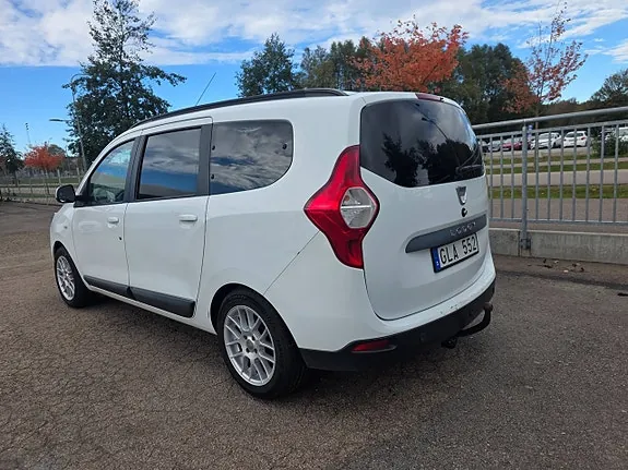 Dacia Lodgy 2013 photo 2