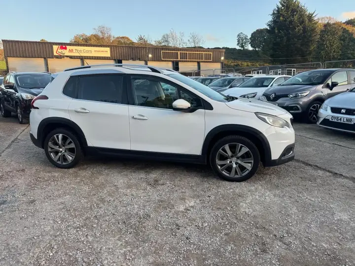 Peugeot 2008 Allure 2017 photo 5