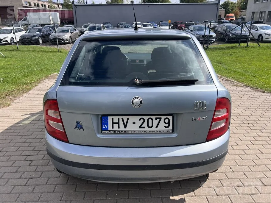 Skoda Fabia 2003 photo 5