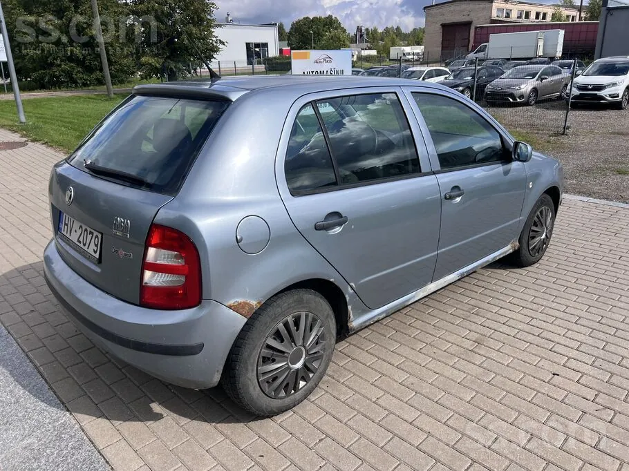 Skoda Fabia 2003 photo 4