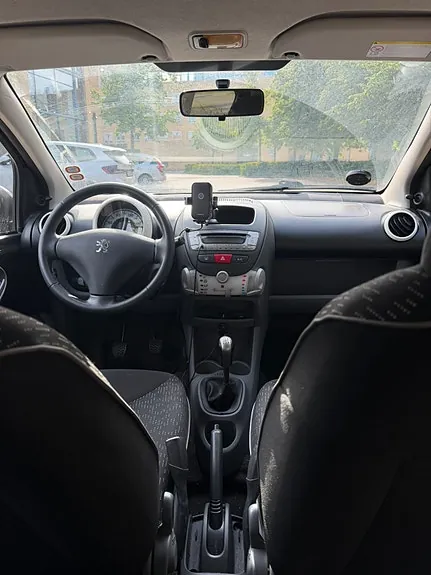 Peugeot 107 2011 photo 4