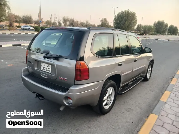 GMC Envoy 2007 photo 2