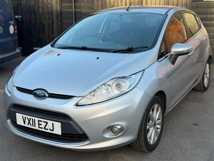 Ford Fiesta 2012 photo 4