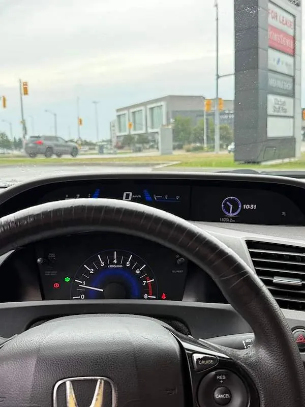 Honda Civic 2012 photo 2