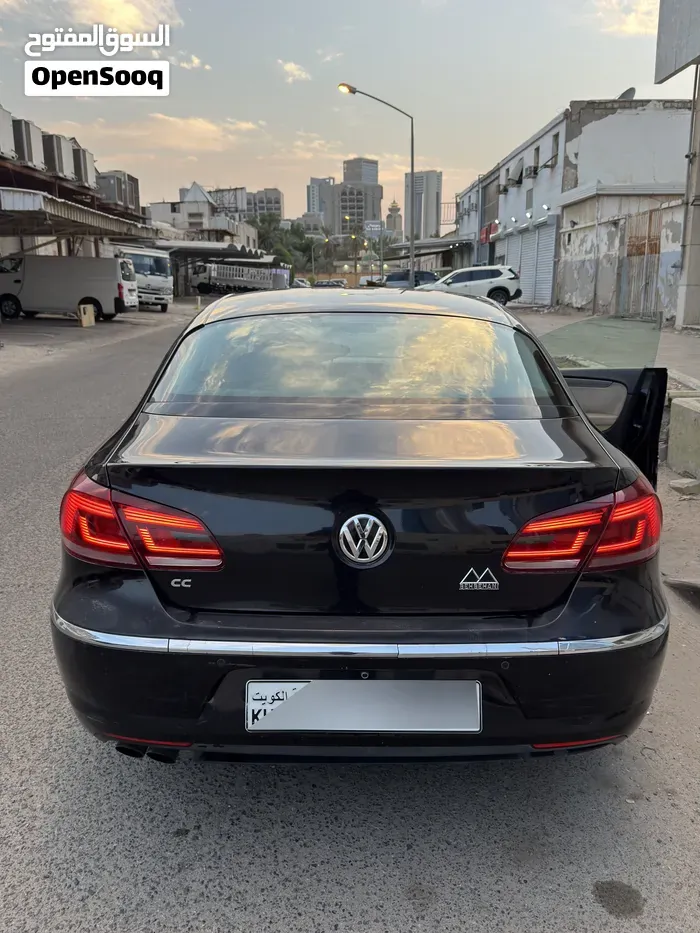 Volkswagen Passat 2014 photo 2