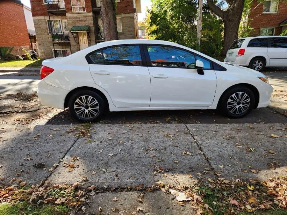 Honda Civic 2012 photo 5