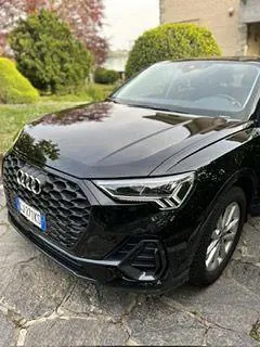 Audi Q3 2022 photo 3