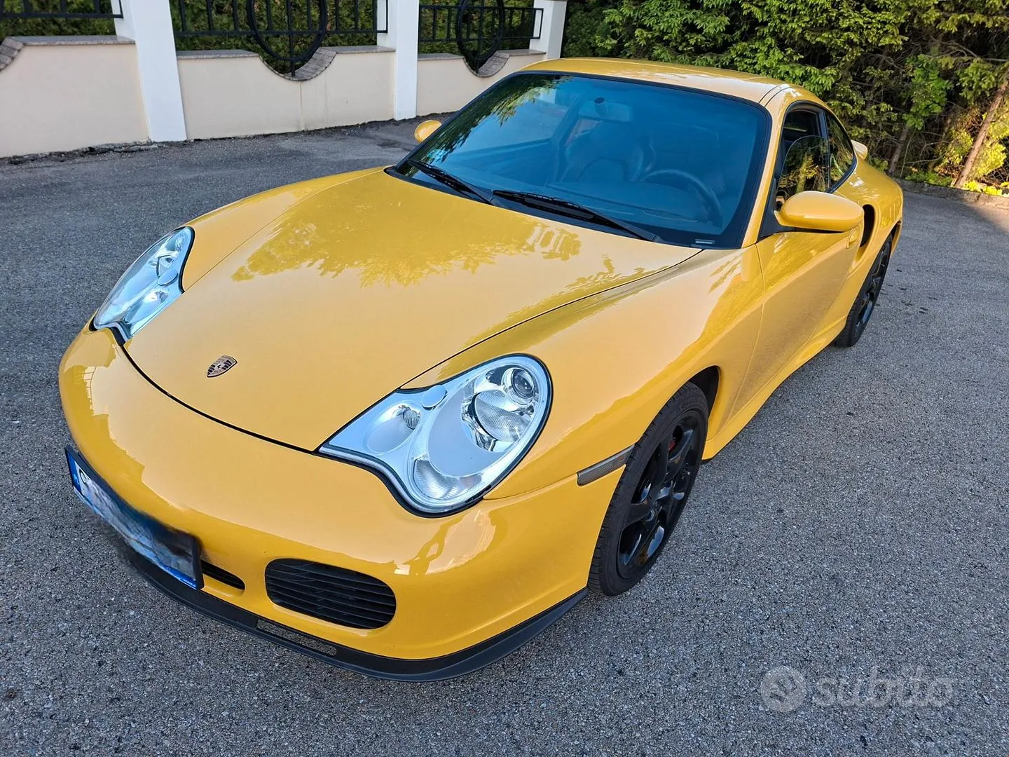 Porsche 911