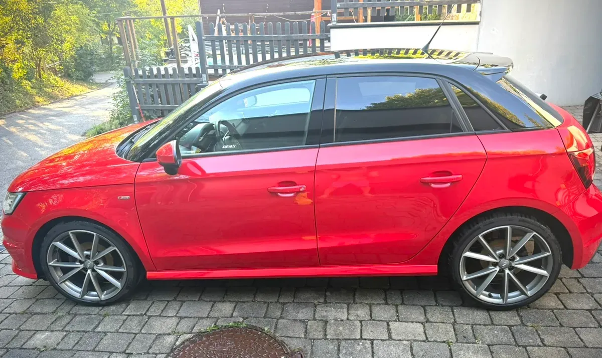 Audi A1 2016 photo 3