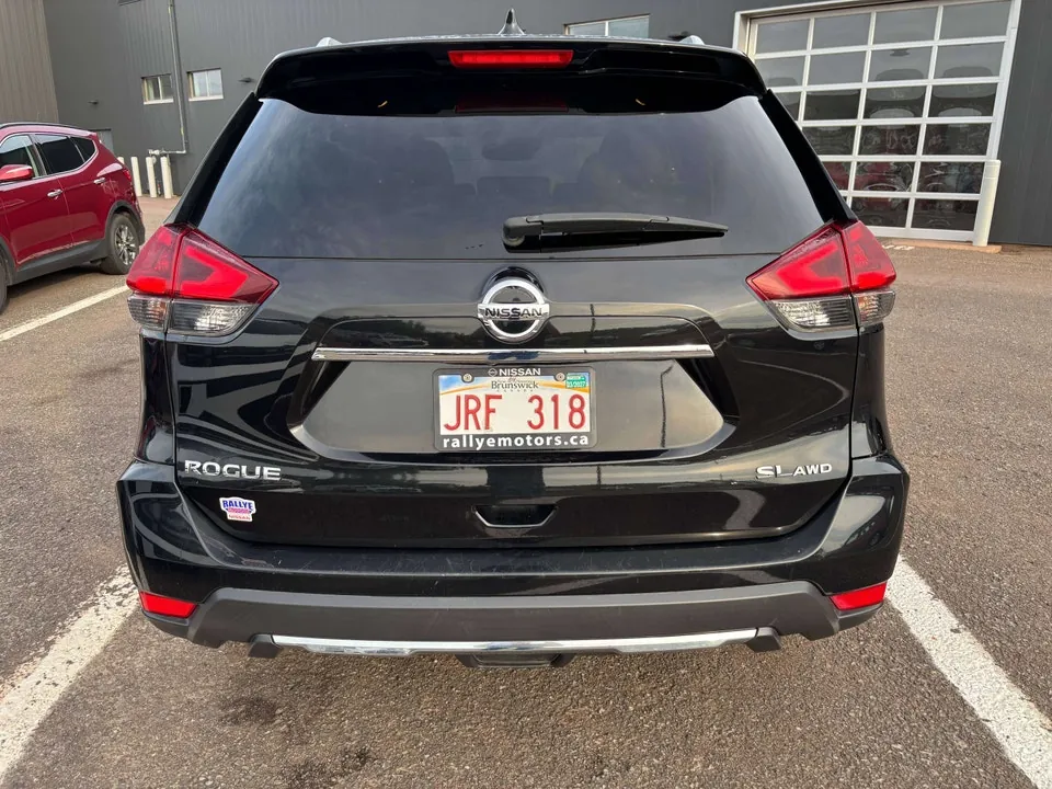 Nissan Rogue 2018 photo 4