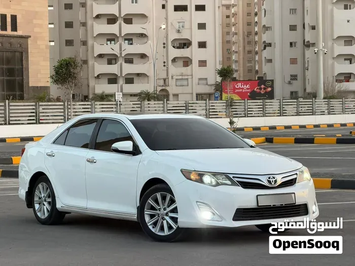 Toyota Camry 2014 photo 3