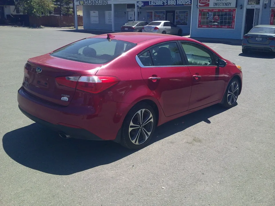 Kia Forte 2014 photo 3