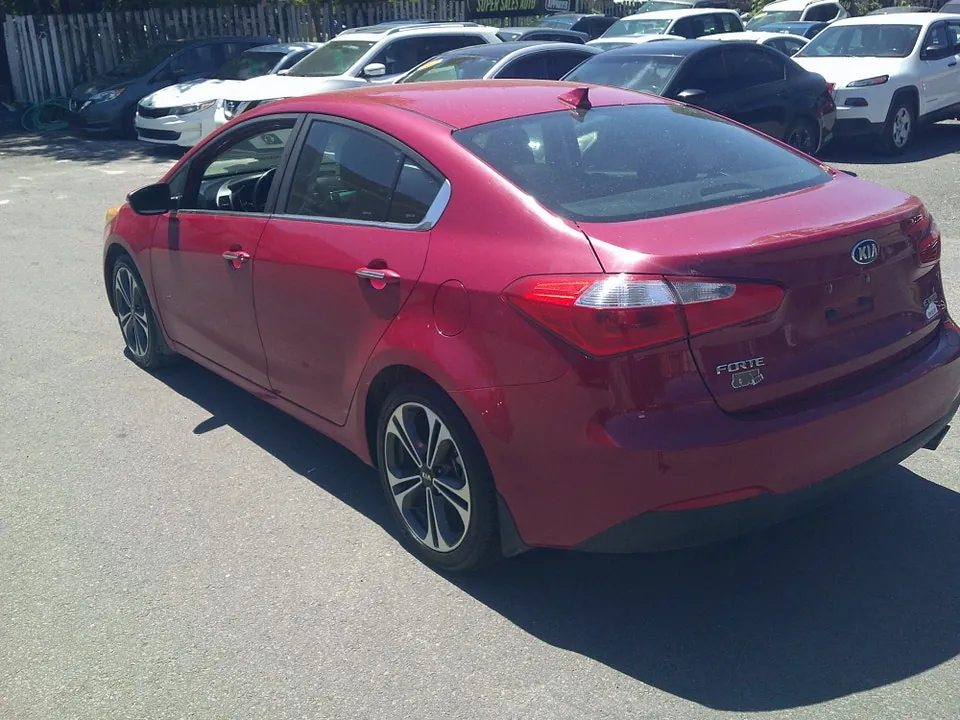 Kia Forte 2014 photo 4