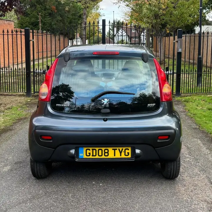 Peugeot 107 2008 photo 5