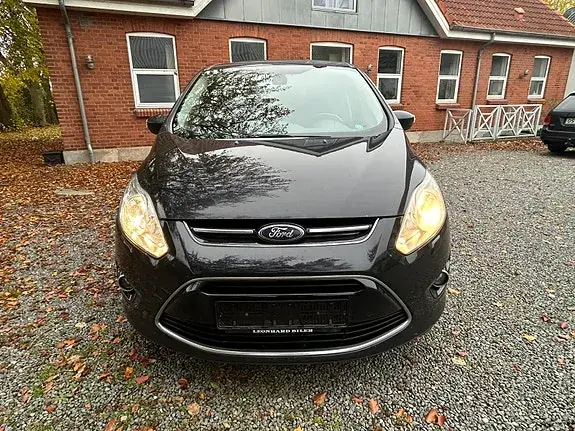 Ford C-Max 2011 photo 2