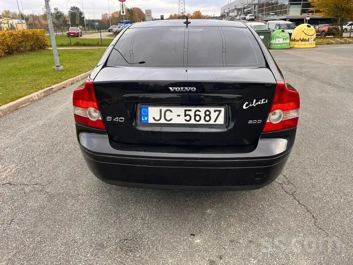Volvo S40 2005 photo 4