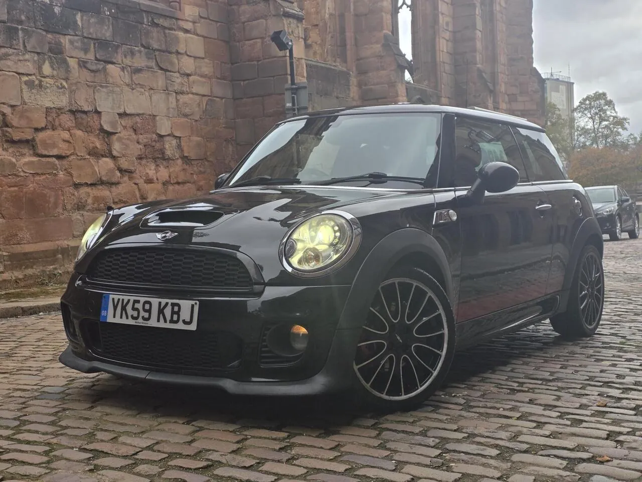 Mini Hatch 2009 photo 2