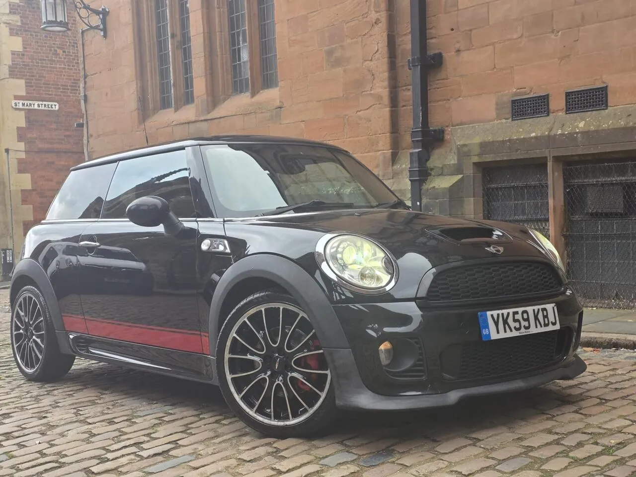 Mini Hatch