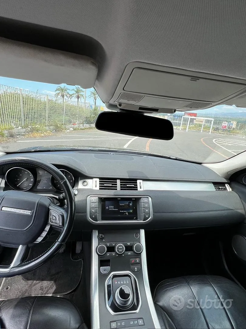 Land Rover Range Rover Evoque 2016 photo 5
