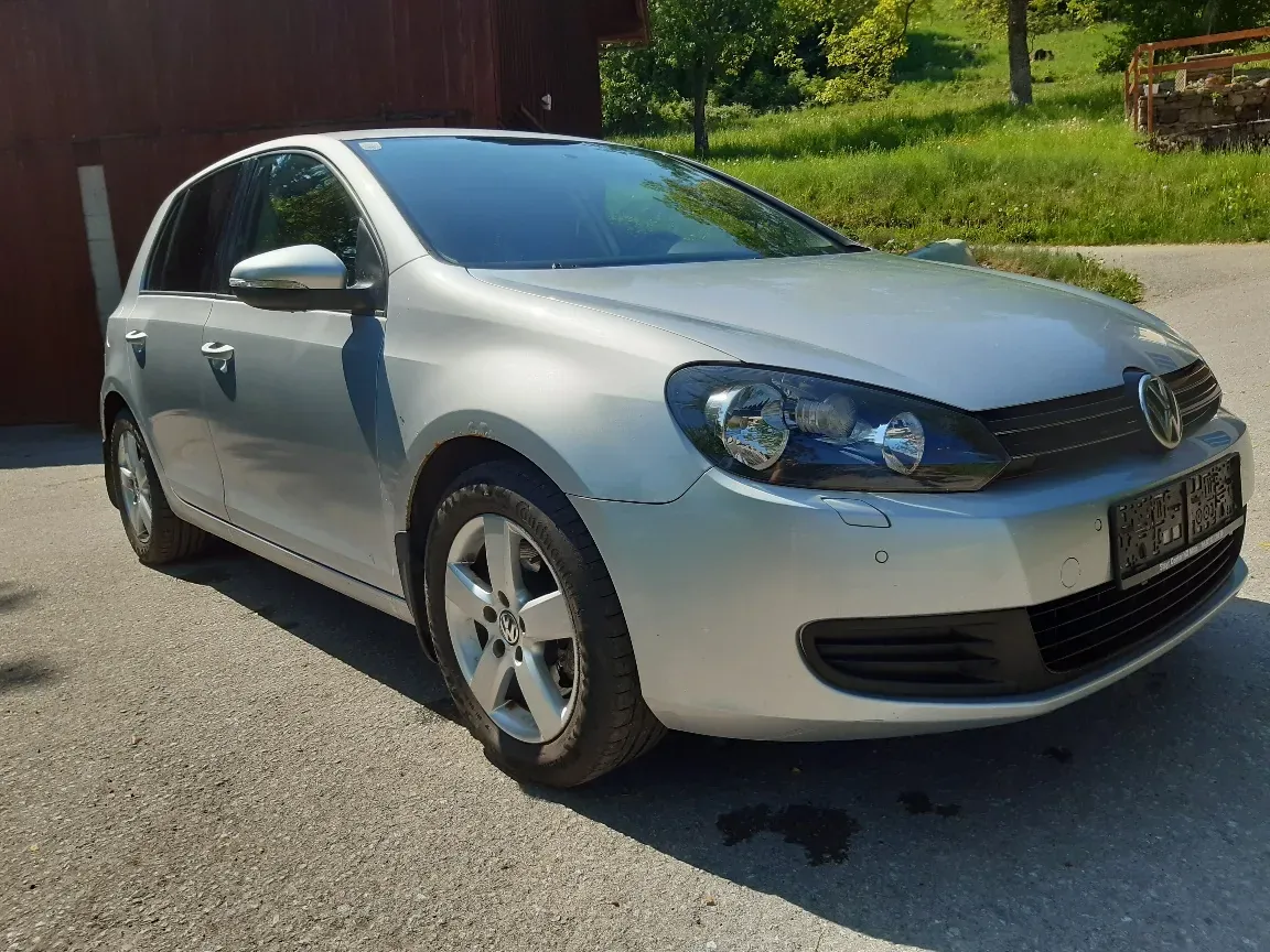Volkswagen Golf 2012 photo 3
