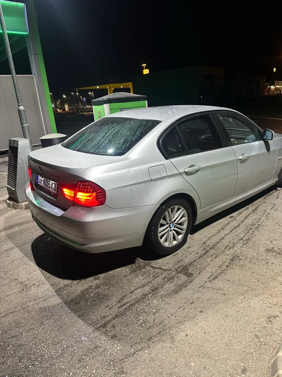 BMW 3 Series 2008 photo 3
