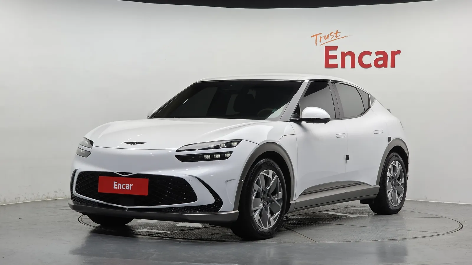 Genesis Gv60
