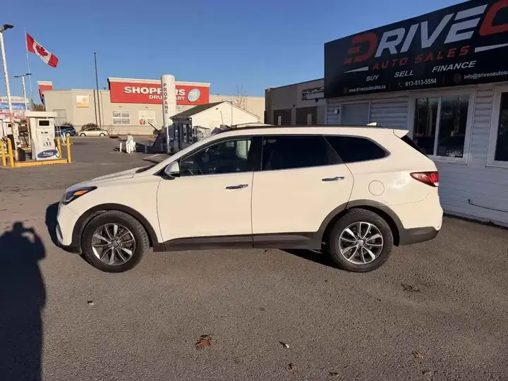 Hyundai Santa Fe 2017 photo 3