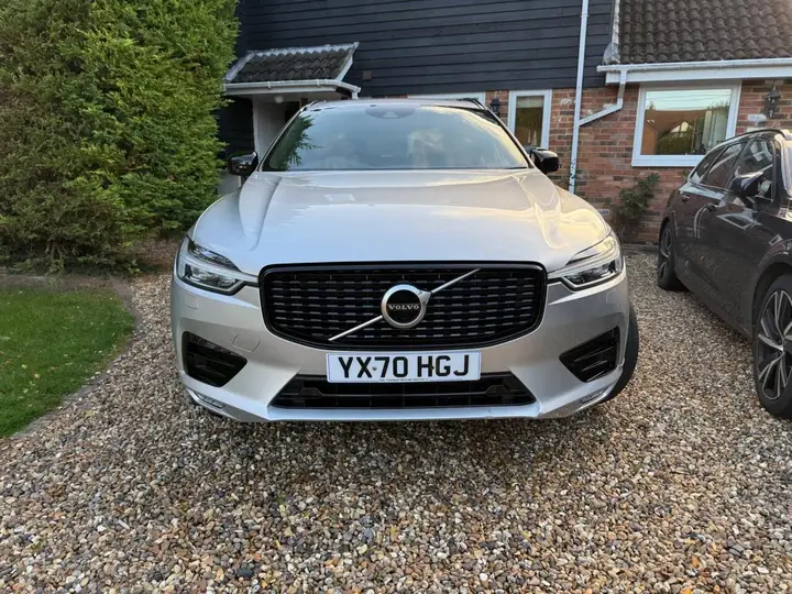 Volvo Xc60 2020 photo 2