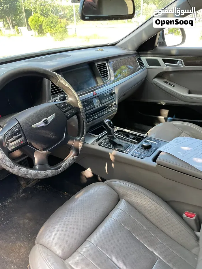 Genesis G80 2016 photo 4