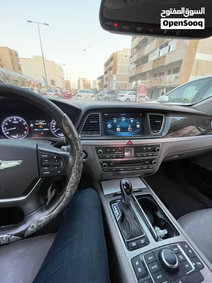 Genesis G80