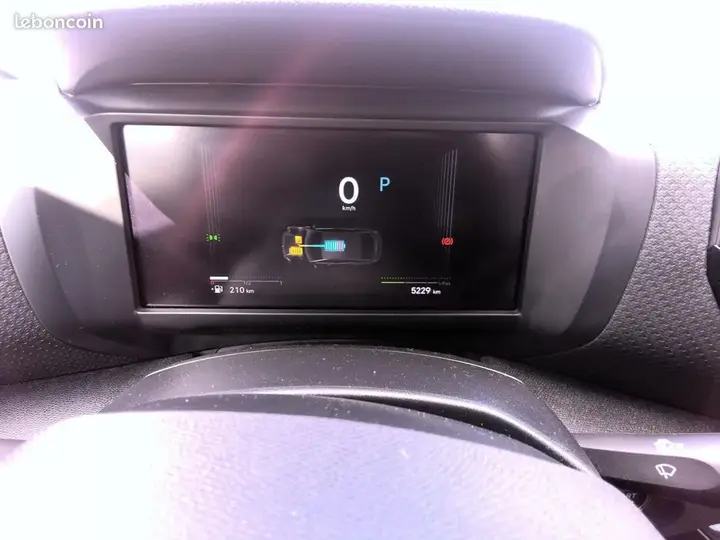 Citroen C4 2025 photo 4