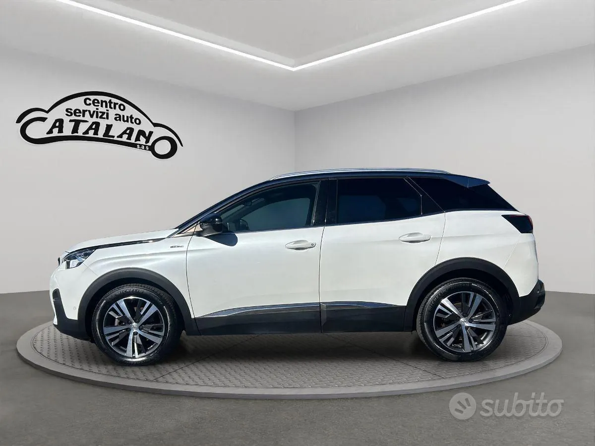 Peugeot 3008 2019 photo 2