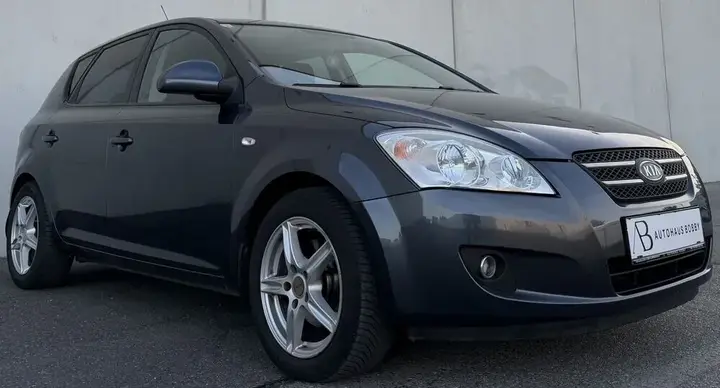 Kia Ceed 2008 photo 3