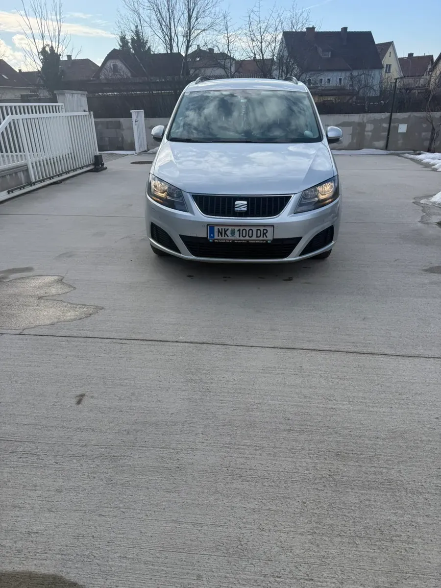Seat Alhambra 2014 photo 2