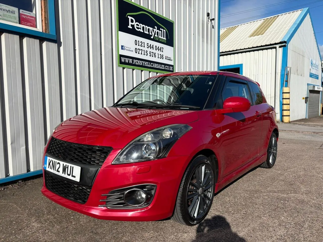 Suzuki Swift 2012 photo 3