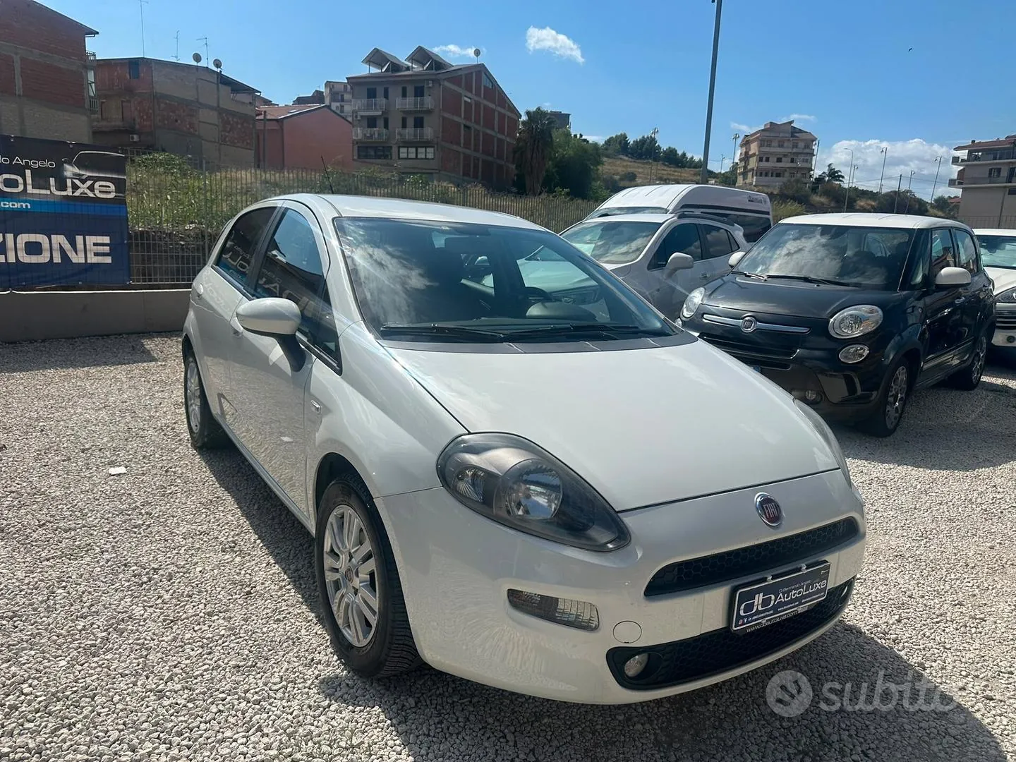Fiat Punto 2015 photo 2