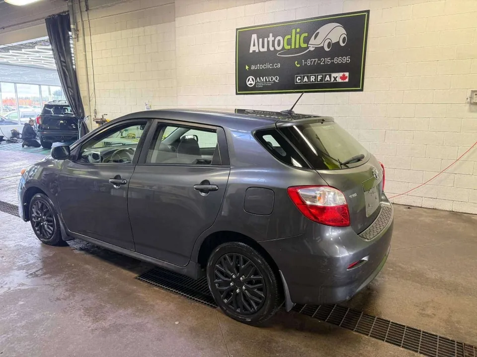Toyota Matrix 2010 photo 3