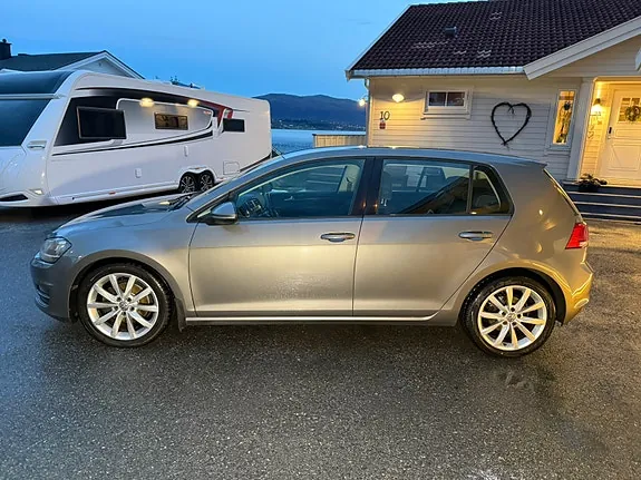 Volkswagen Golf Vii 2013 photo 2