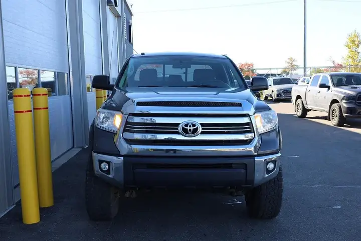 Toyota Tundra 2017 photo 2