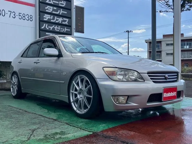 Toyota Altezza 2000 photo 3