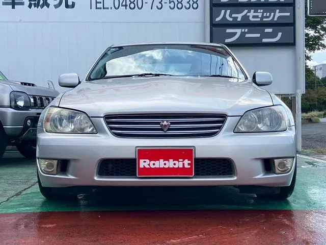 Toyota Altezza 2000 photo 2