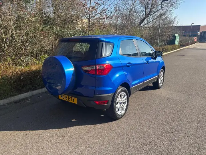 Ford Ecosport 2015 photo 4