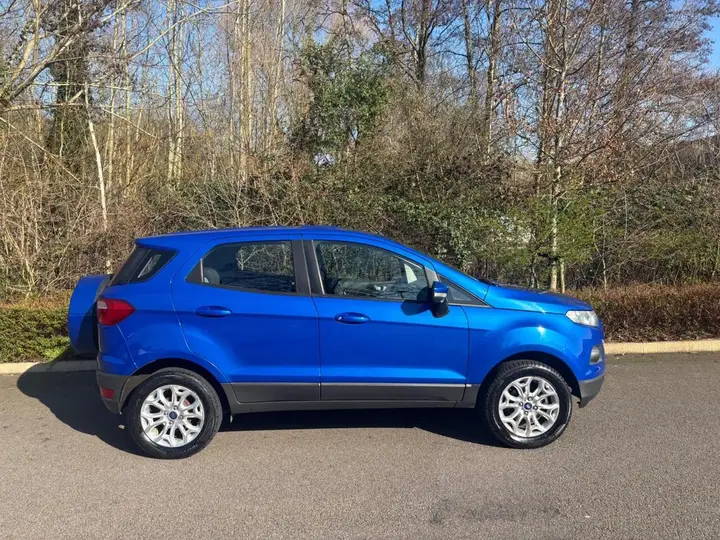 Ford Ecosport 2015 photo 3