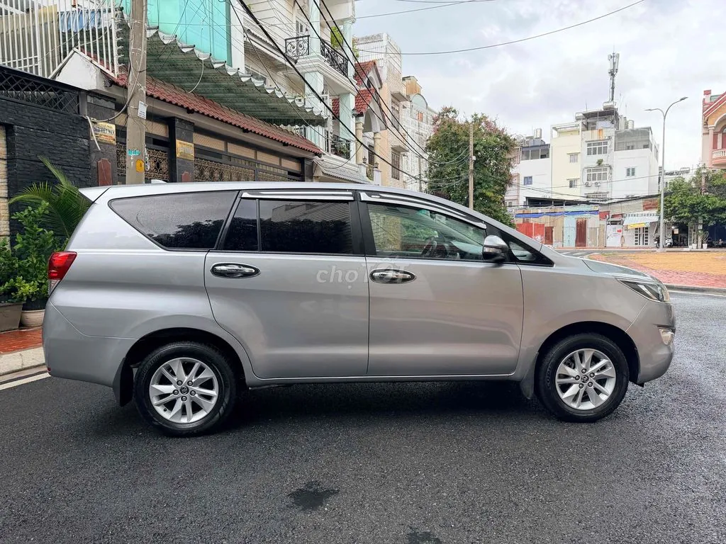 Toyota Innova 2016 photo 4